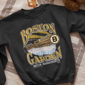 Vintage 90s Boston Bruins Garden Arena Sweatshirt, Massachusetts NHL Hockey Tee